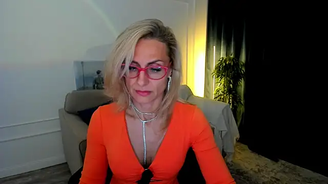 MuseOfStage Chat XXX live
