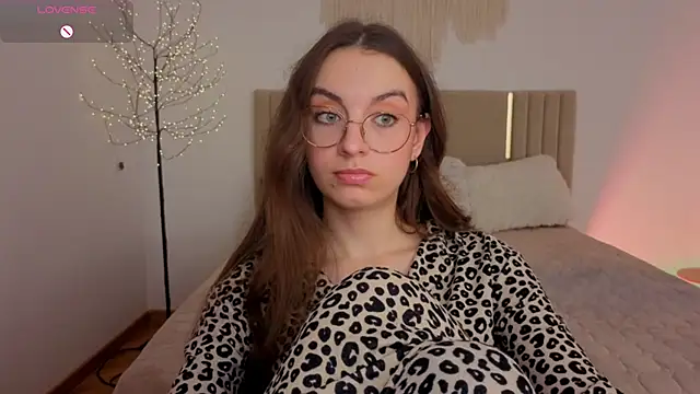 Živá chatovací místnost Real_cutie1