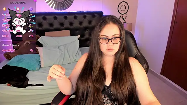 Онлайн чат XXX LolaVillalobos