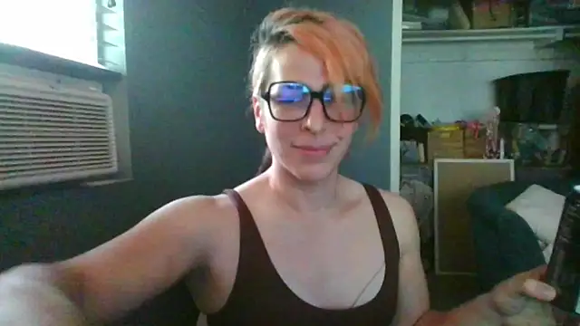 mayra_mayhem Show in webcam