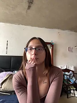 aria_rousse3 Adlı Modelin Canlı XXX Sohbeti