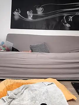 Ladymiri85 Webcam-Show