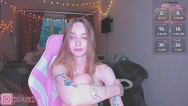MoonDust's Live XXX Chat