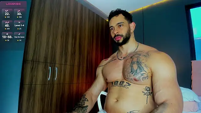 XXX chat uživo modela massimo_visconti