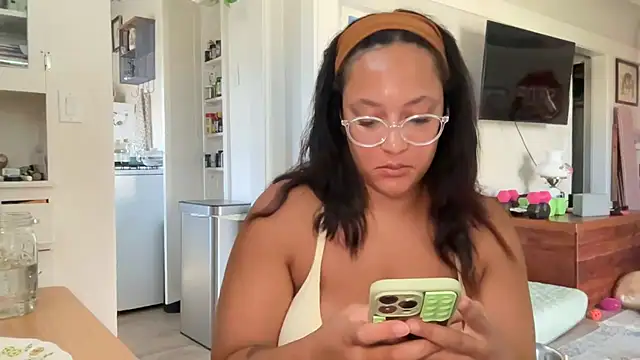 dreamyriri's Webcam Show