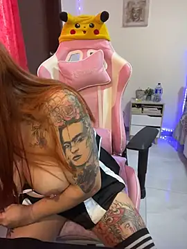 Luna_Paris_'s Live XXX Chat