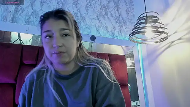 Dahiana_Dmour_'s Live XXX Chat