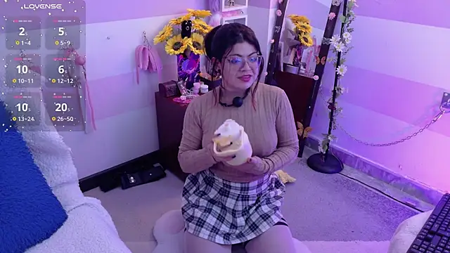 Catwhite_ Chat XXX in diretta