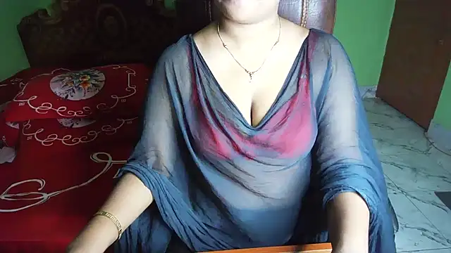 BengaliQueenStar live XXX chat