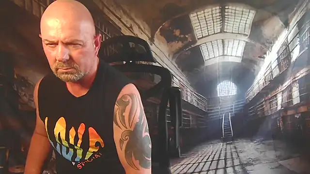 ManlyPrisonGuy's Webcam Show