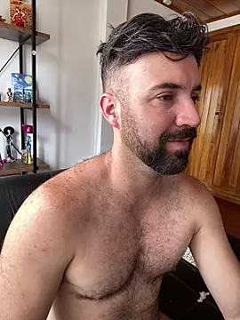 Chatroom XXX en direct de ADONIS_ART01
