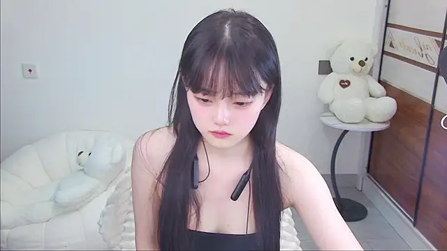 Evil-Bunny007 网络视讯表演