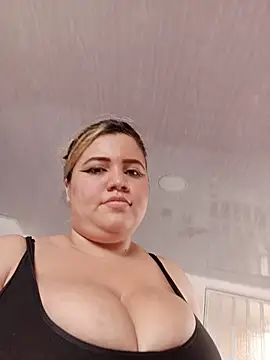 Sara_y_Amy Adlı Modelin Canlı XXX Sohbeti
