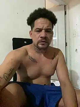 Dominicanobb Show in webcam