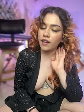 NikkiNix Live XXX Chat