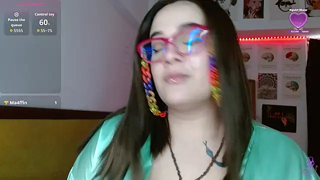 Chat +18 de Nova-Satela ao vivo