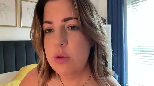 MsBelleWarick's Live XXX Chat