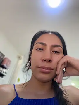 pregnant_sofii18 live XXX chat