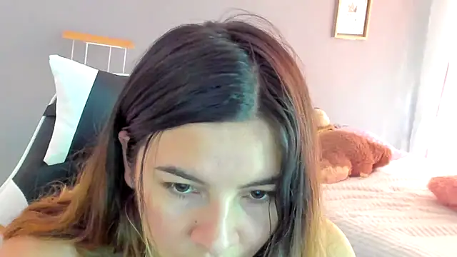 Živý XXX chat __Emma__11__Lecat_