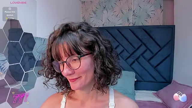 Valery_More__ Live XXX Chat