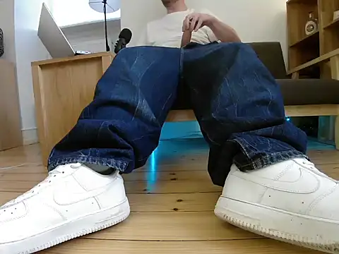 jonas_camboy's Webcam Show