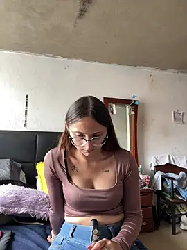 Chat XXX en directo de aria_rousse3