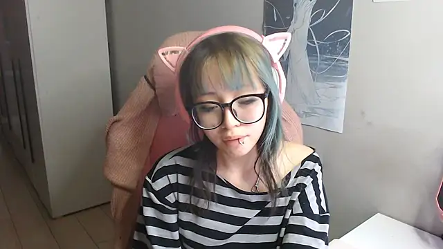 Chat XXX ao vivo de SaxonDibs