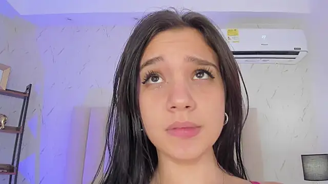 CriistalBlossom ওয়েবক্যাম শো