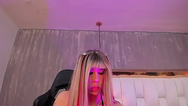Chat XXX ao vivo de Foxxy_Doll