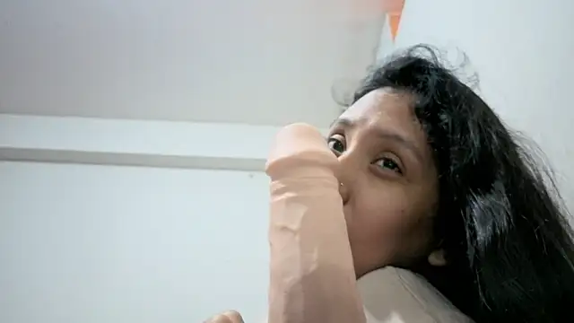 Chat +18 de melody2429 ao vivo