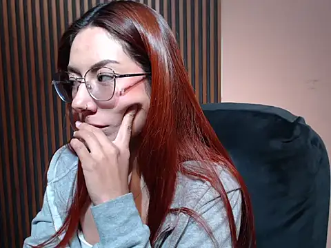 Chat XXX en directo de MissOffice_