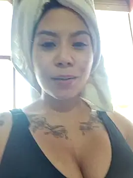 Susana_Castle Adlı Modelin Canlı XXX Sohbeti
