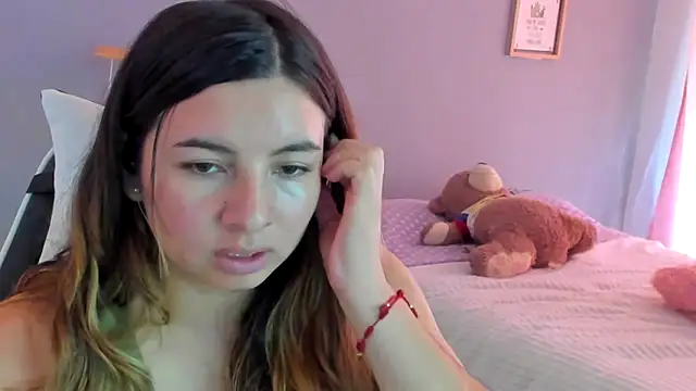 Chatroom XXX en direct de __Emma__11__Lecat_
