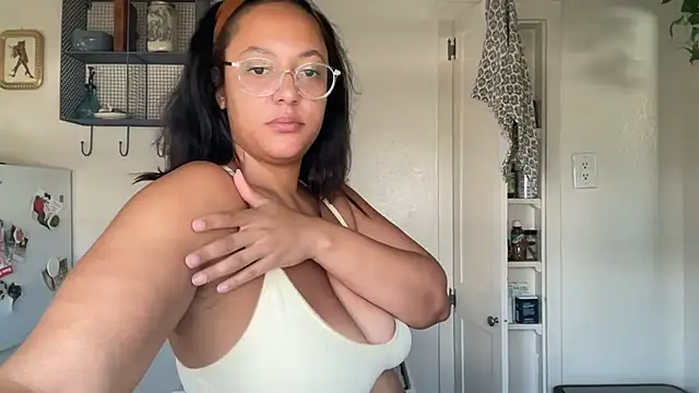 Chat XXX en directo de dreamyriri