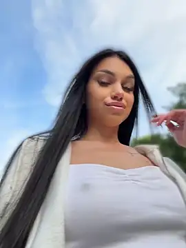 Webkamerová show ilariea_girl