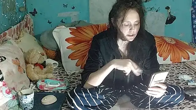 brighteyes77's Webcam Show