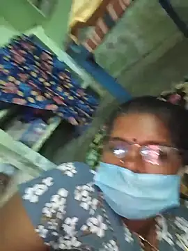 Živý XXX chat Tamilselviroja-