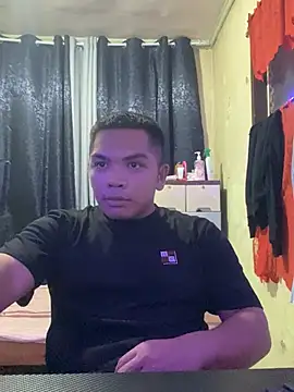 ur_asianbigcock Show Webcam