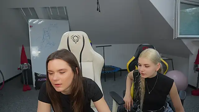 AriaAstran Live XXX chat