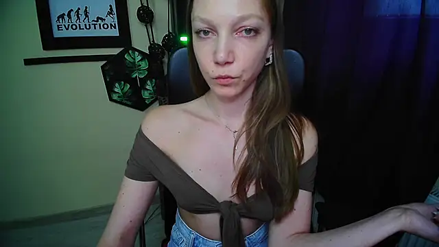 EmillyPlay's Live XXX Chat