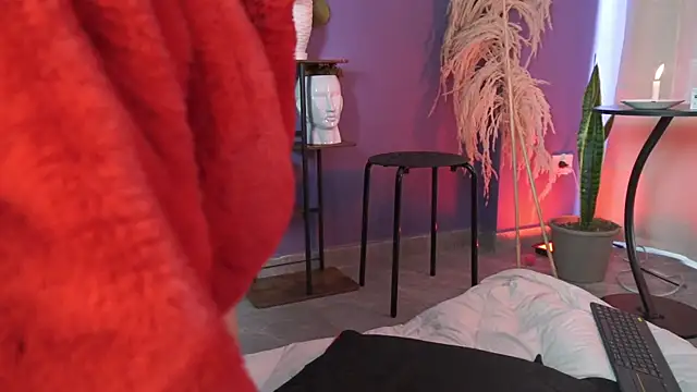 roselinedior's Live XXX Chat