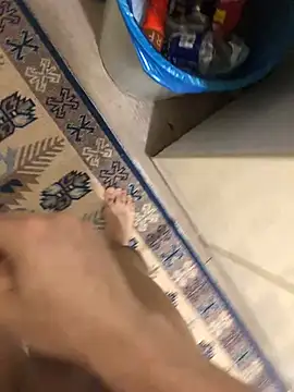 ALI96690's Webcam Show