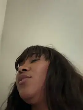 LuckyAriela Adlı Modelin Canlı XXX Sohbeti