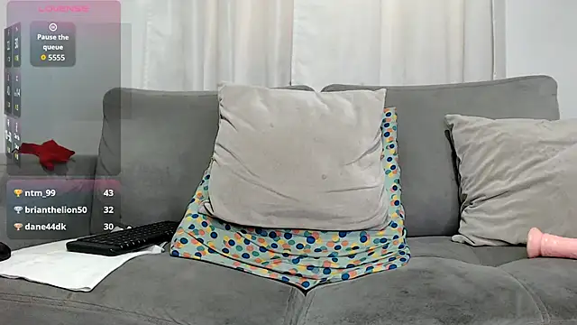 Chat XXX ao vivo de carolinefantasy_