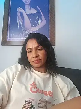 mell0102's Webcam Show