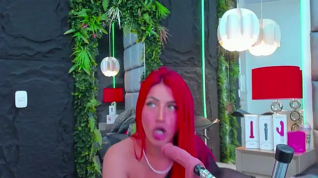 Chatroom XXX en direct de AllissaBrowm