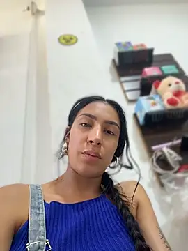 Chat +18 de pregnant_sofii18 ao vivo