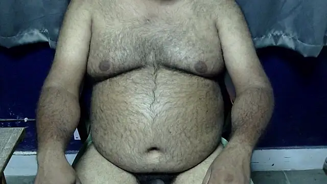 hairysubcub_70 Show in webcam