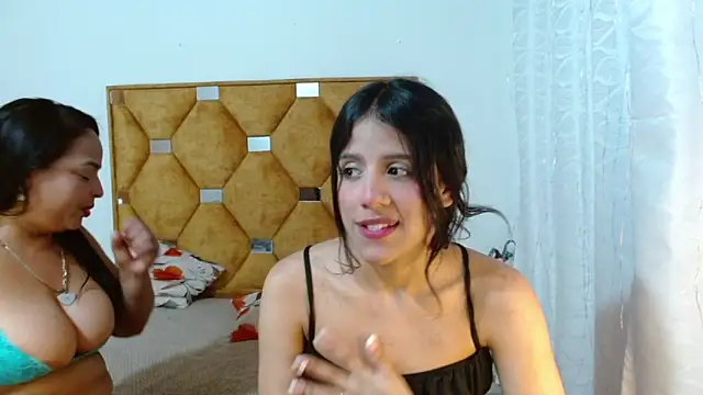 عرض كام HOTTGIRLSCURVYS