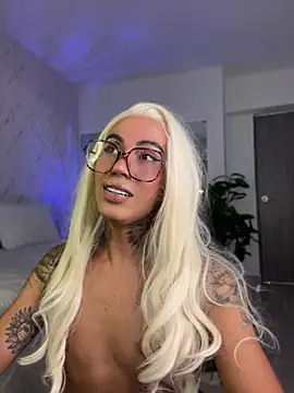 Pokazy przed kamerką – miss_tatiana_